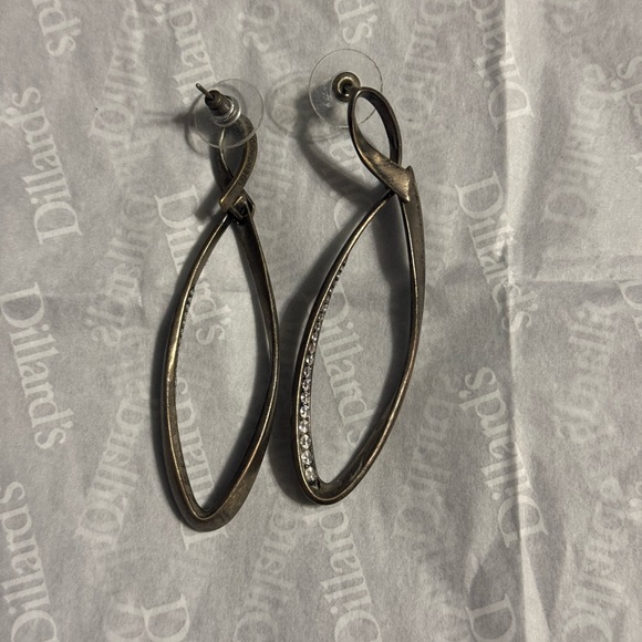 Kendra Scott Earrings - Picture 3 of 3